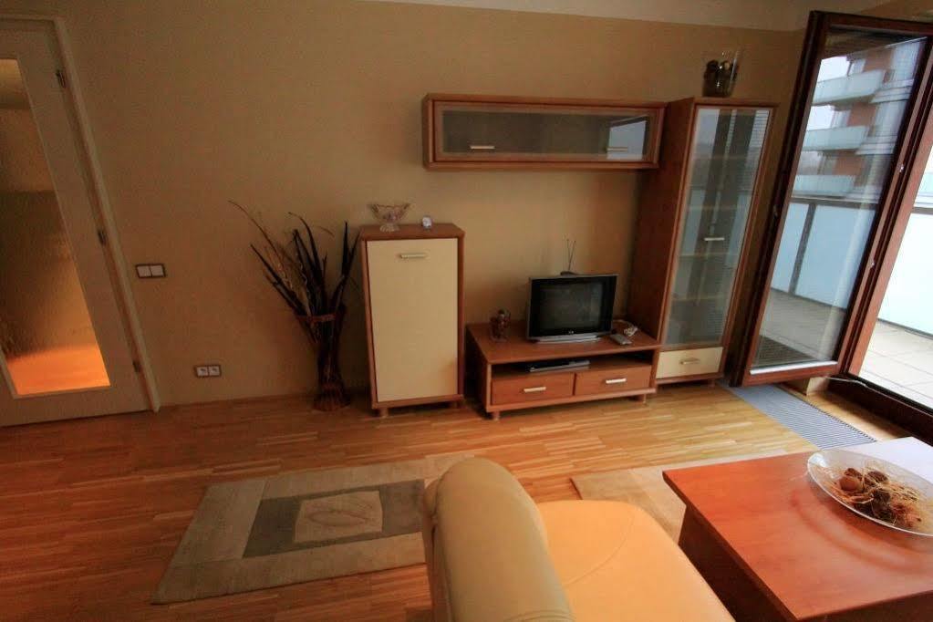 Luxury Apartment River Diamond Residence Πράγα Εξωτερικό φωτογραφία