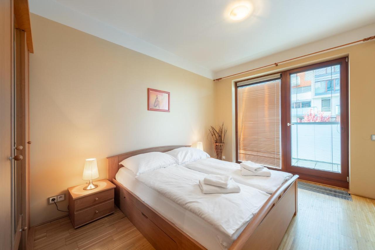 Luxury Apartment River Diamond Residence Πράγα Εξωτερικό φωτογραφία