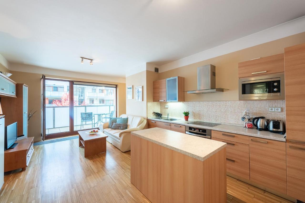 Luxury Apartment River Diamond Residence Πράγα Εξωτερικό φωτογραφία