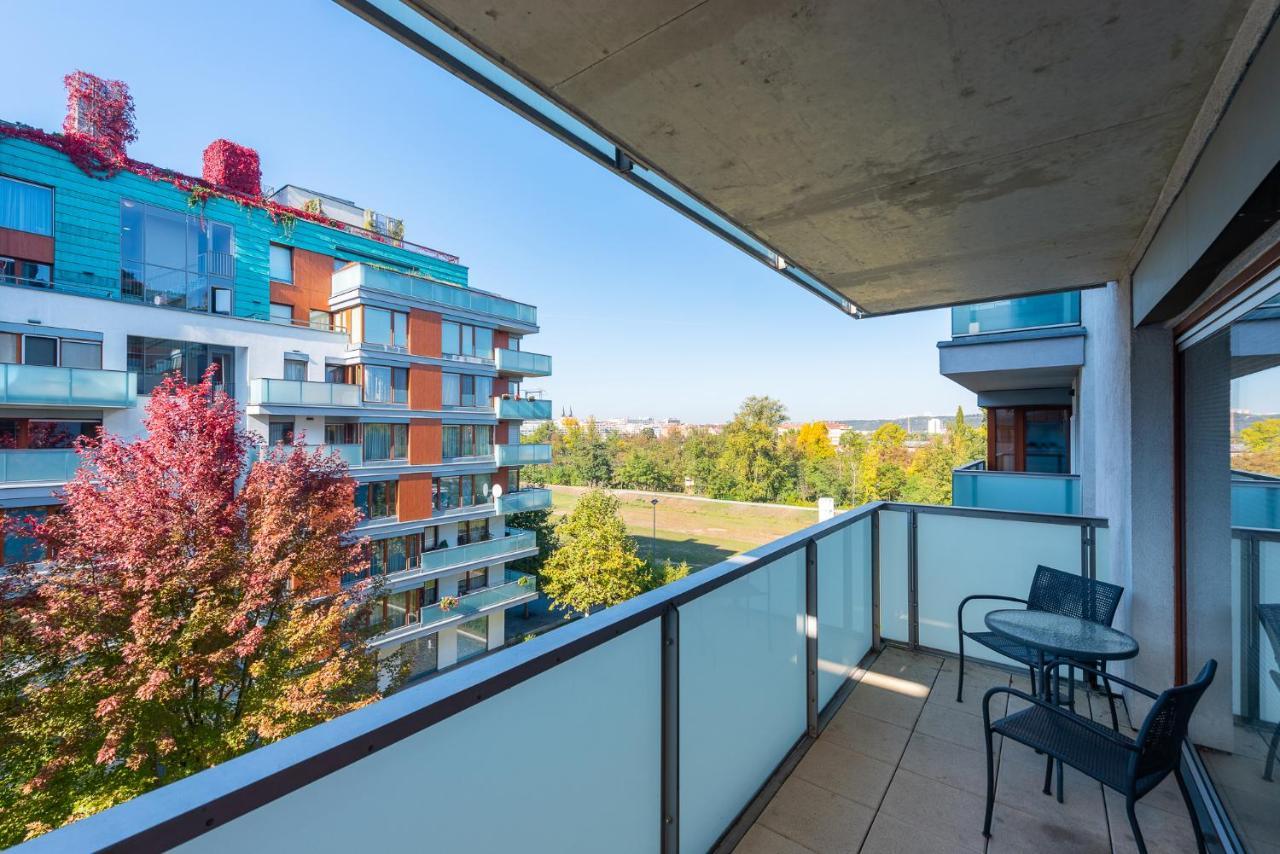 Luxury Apartment River Diamond Residence Πράγα Εξωτερικό φωτογραφία
