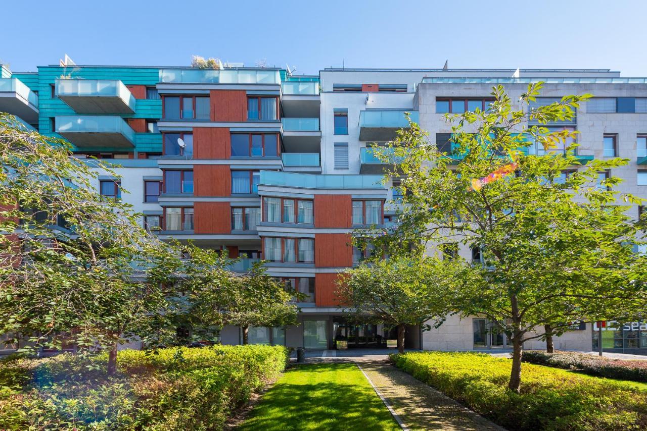 Luxury Apartment River Diamond Residence Πράγα Εξωτερικό φωτογραφία
